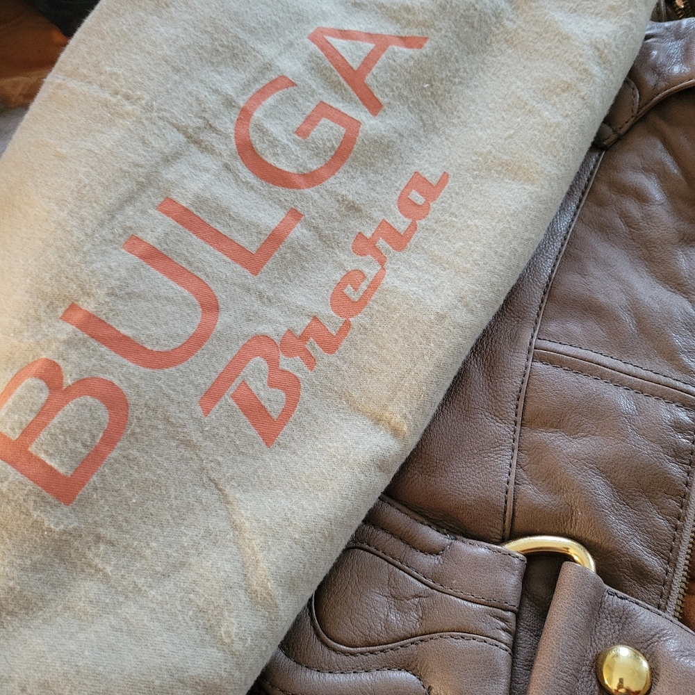 Beautiful Bulga Leather Bag - Picture 5 of 14